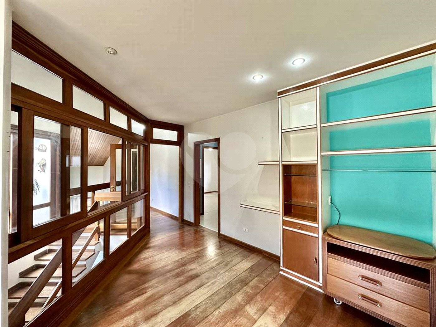 Casa à venda com 4 quartos, sendo 2 suítes,  no condomínio São Paulo Ii, Cotia - SP
