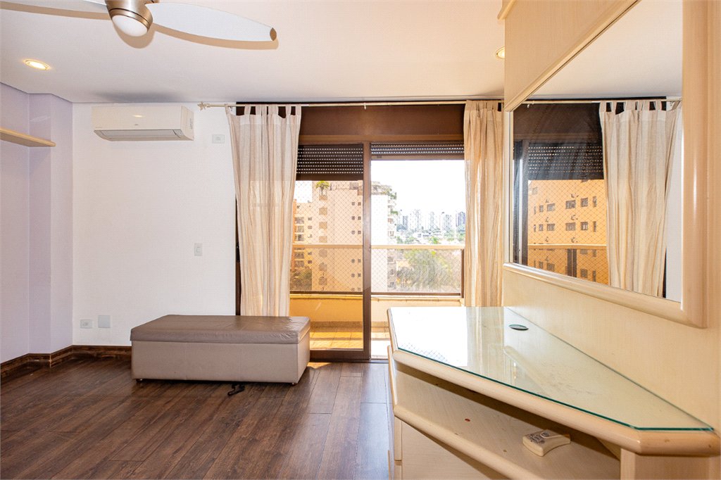 Apartamento à venda com 4 quartos, sendo 2 suítes, em Brooklin, São Paulo, SP