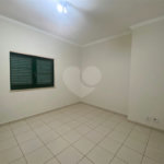 Casa à venda com 3 quartos em Jardim do Carmo, Araraquara, SP