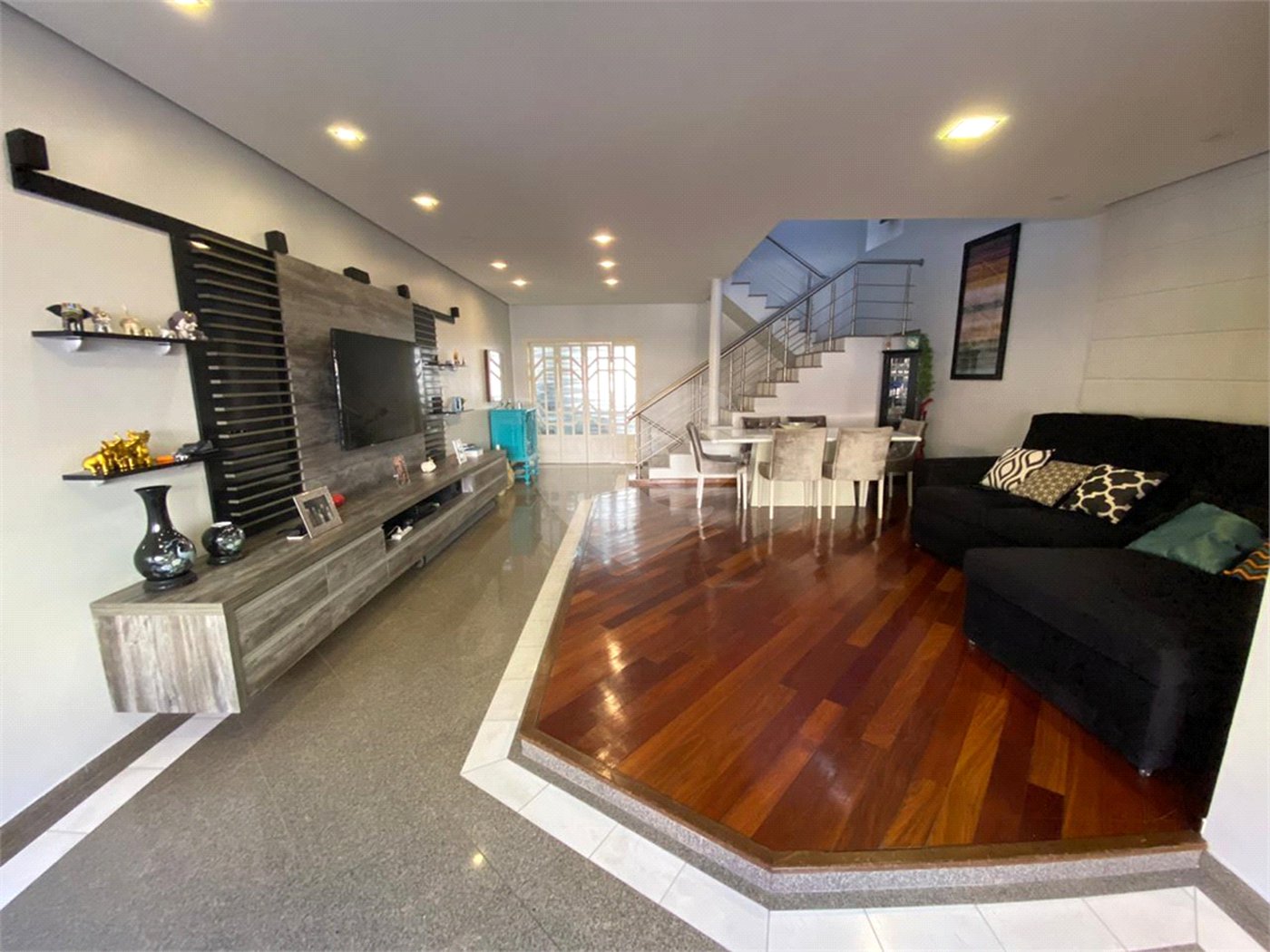 Casa à venda com 4 suítes em Tremembé, São Paulo, SP
