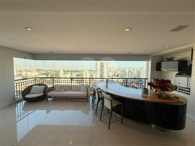 Apartamento à venda com 3 suítes em Santana, São Paulo, SP