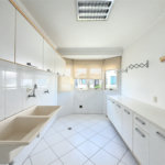 Casa à venda com 3 quartos, sendo 1 suíte, no condomínio Vila das Emboabas, São Paulo - SP