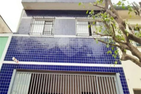 Sobrado à venda com 3 quartos em Barra Funda, São Paulo, SP