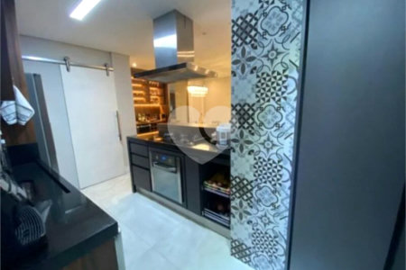 Apartamento à venda com 3 quartos, sendo 1 suíte,  em Vila Regente Feijó, São Paulo, SP
