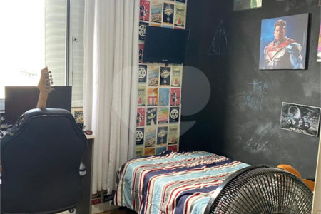 Casa à venda com 3 quartos, sendo 1 suíte, no condomínio Garden Resort, Jundiaí - SP
