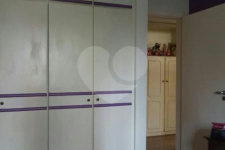 Apartamento à venda com 3 quartos, sendo 1 suíte, em Vila Andrade, São Paulo, SP
