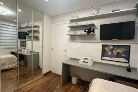 Apartamento à venda com 3 quartos, sendo 1 suíte, em Santa Teresinha, São Paulo, SP
