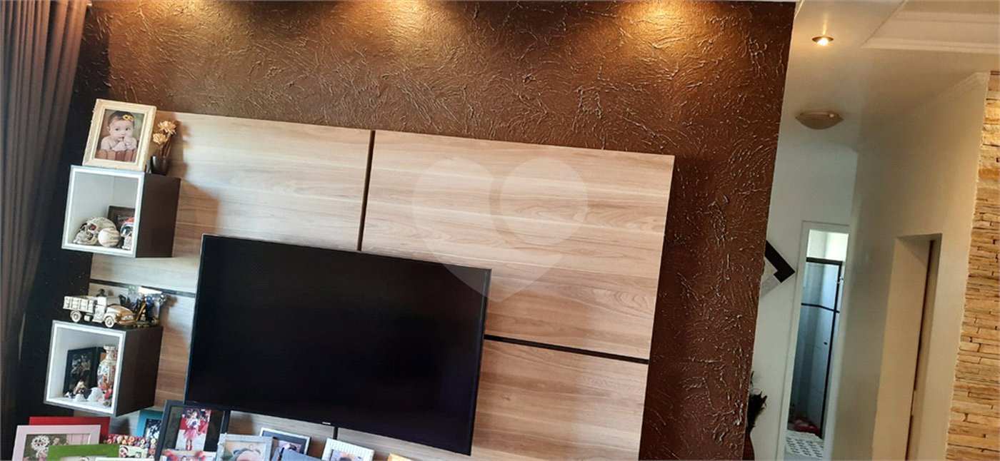 Apartamento à venda com 3 quartos, sendo 1 suíte,  em Vila Pagano, Valinhos, SP