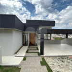 Casa à venda com 3 suítes no condomínio Spazio Design, Bragança Paulista - SP