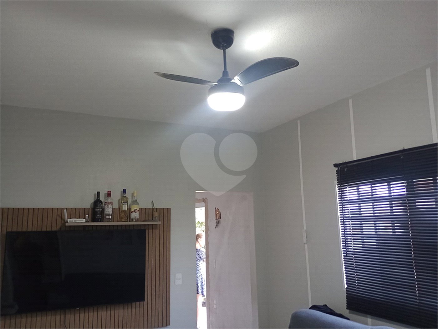 Chácara à venda com 5 quartos, sendo 1 suíte, em Jardim Marabá, Itapetininga, SP
