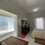 Casa à venda com 4 suítes no condomínio Ipê Velho, Vinhedo - SP