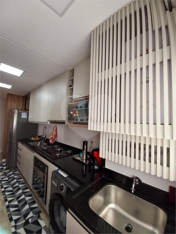 Apartamento à venda com 2 quartos, sendo 1 suíte,  em Jardim São Pedro, Mogi das Cruzes, SP