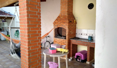 Casa à venda com 4 quartos, sendo 1 suíte,  em Jardim São Francisco, Mogi das Cruzes, SP