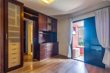 Apartamento à venda com 3 quartos, sendo 2 suítes,  em Vila Andrade, São Paulo, SP