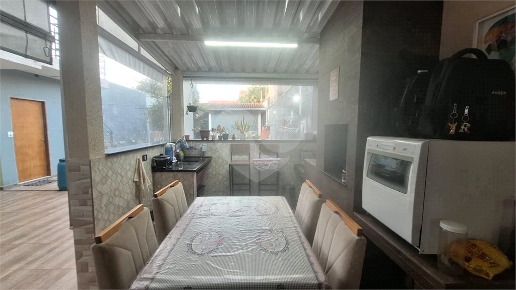 Casa à venda com 3 quartos, sendo 2 suítes, em Parque dos Eucaliptos, Sorocaba, SP