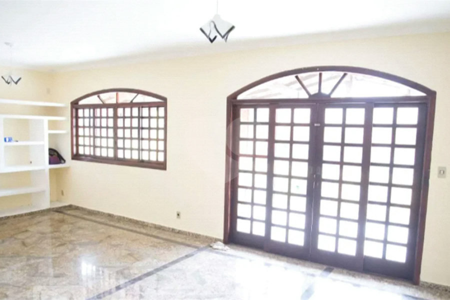 Sobrado à venda com 5 quartos, sendo 1 suíte, em Freguesia do Ó, São Paulo, SP