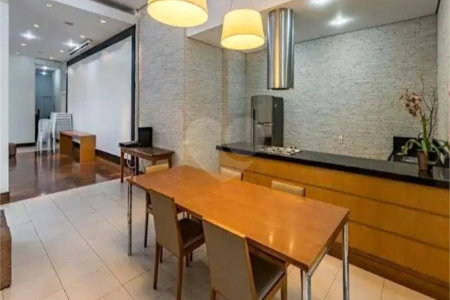 Apartamento à venda com 3 suítes em Lapa, São Paulo, SP