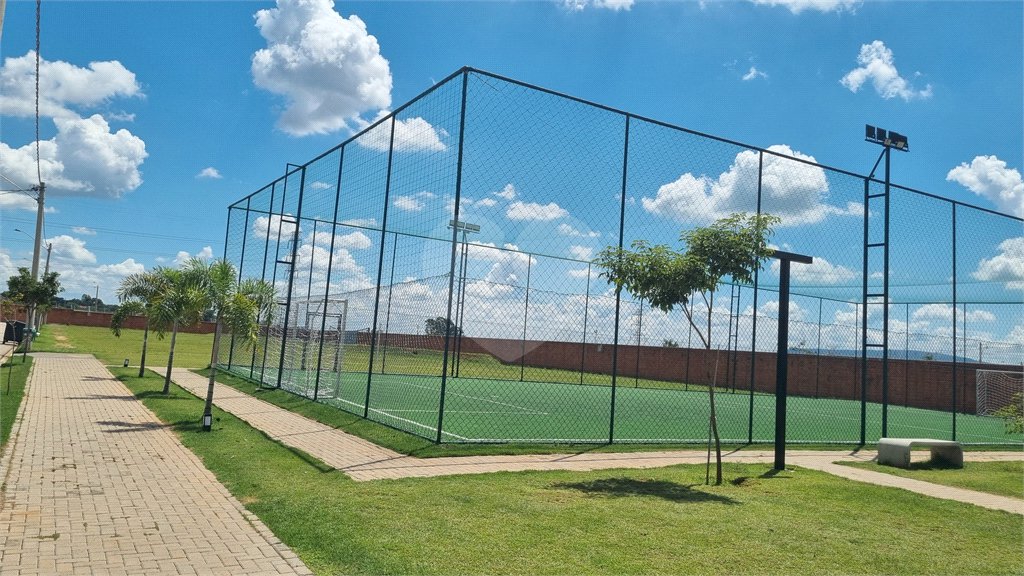 Casa à venda com 3 quartos, sendo 1 suíte,  no condomínio Residencial Villagio Wanel, Sorocaba - SP