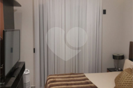Casa à venda com 3 suítes no condomínio Reserva Real, Paulínia - SP