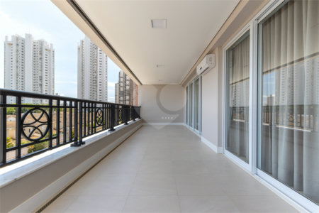 Apartamento à venda com 4 suítes em Parque Campolim, Sorocaba, SP