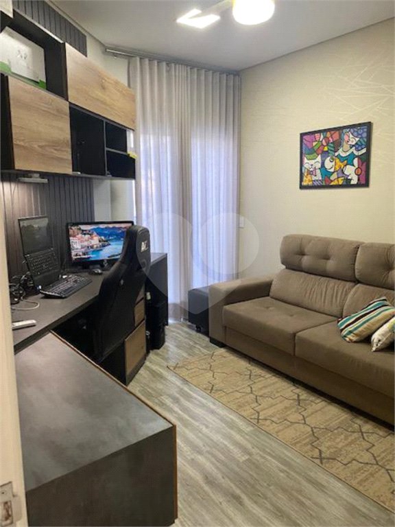 Casa à venda com 3 suítes no condomínio Campos do Conde I, Paulínia - SP