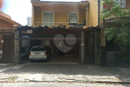 Casa à venda com 4 quartos, sendo 1 suíte, em Perdizes, São Paulo, SP