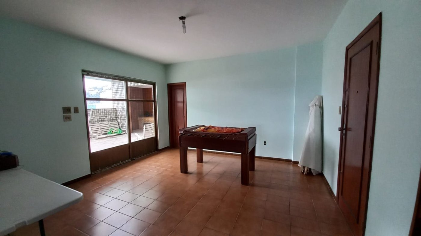 Cobertura com 4 dormitórios à venda, 380 m² por R$ 4.999.999,00 - Gonzaga - Santos/SP