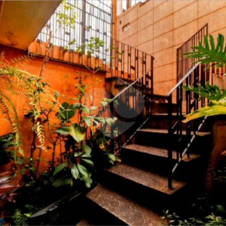 Casa à venda com 2 quartos em Parque Vitória, São Paulo, SP