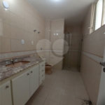 Apartamento à venda com 3 quartos, sendo 1 suíte, em Pinheiros, São Paulo, SP