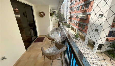 Apartamento à venda com 3 quartos, sendo 1 suíte,  em Tijuca, Rio de Janeiro, RJ