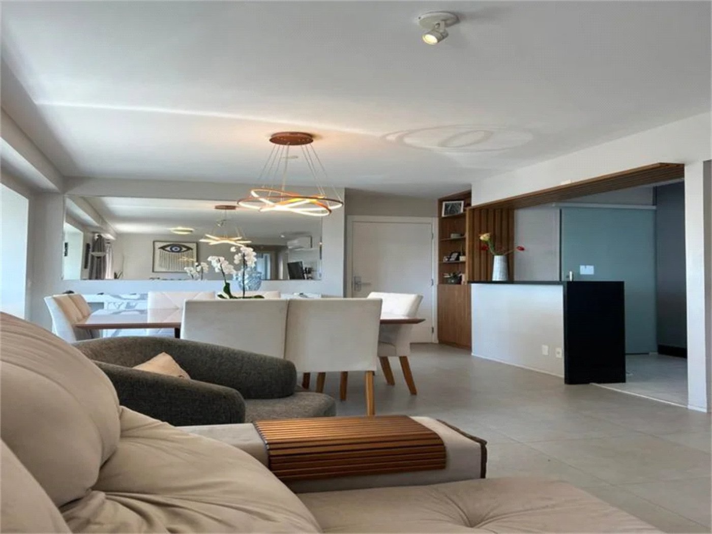 Apartamento à venda com 3 suítes em Jardim Caboré, São Paulo, SP