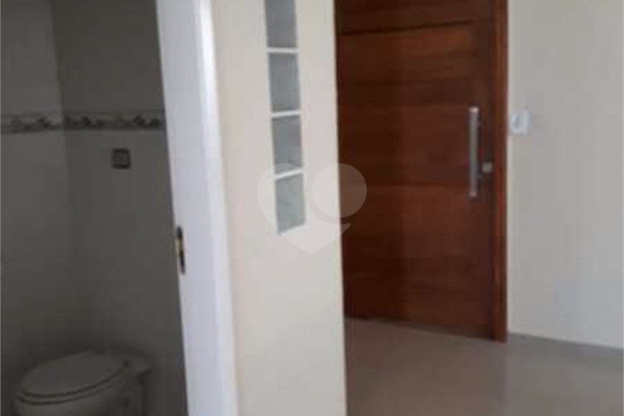 Casa à venda com 4 quartos, sendo 2 suítes, em Santana, São Paulo, SP