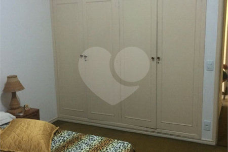 Sobrado à venda com 2 quartos em Vila Galvão, Guarulhos, SP