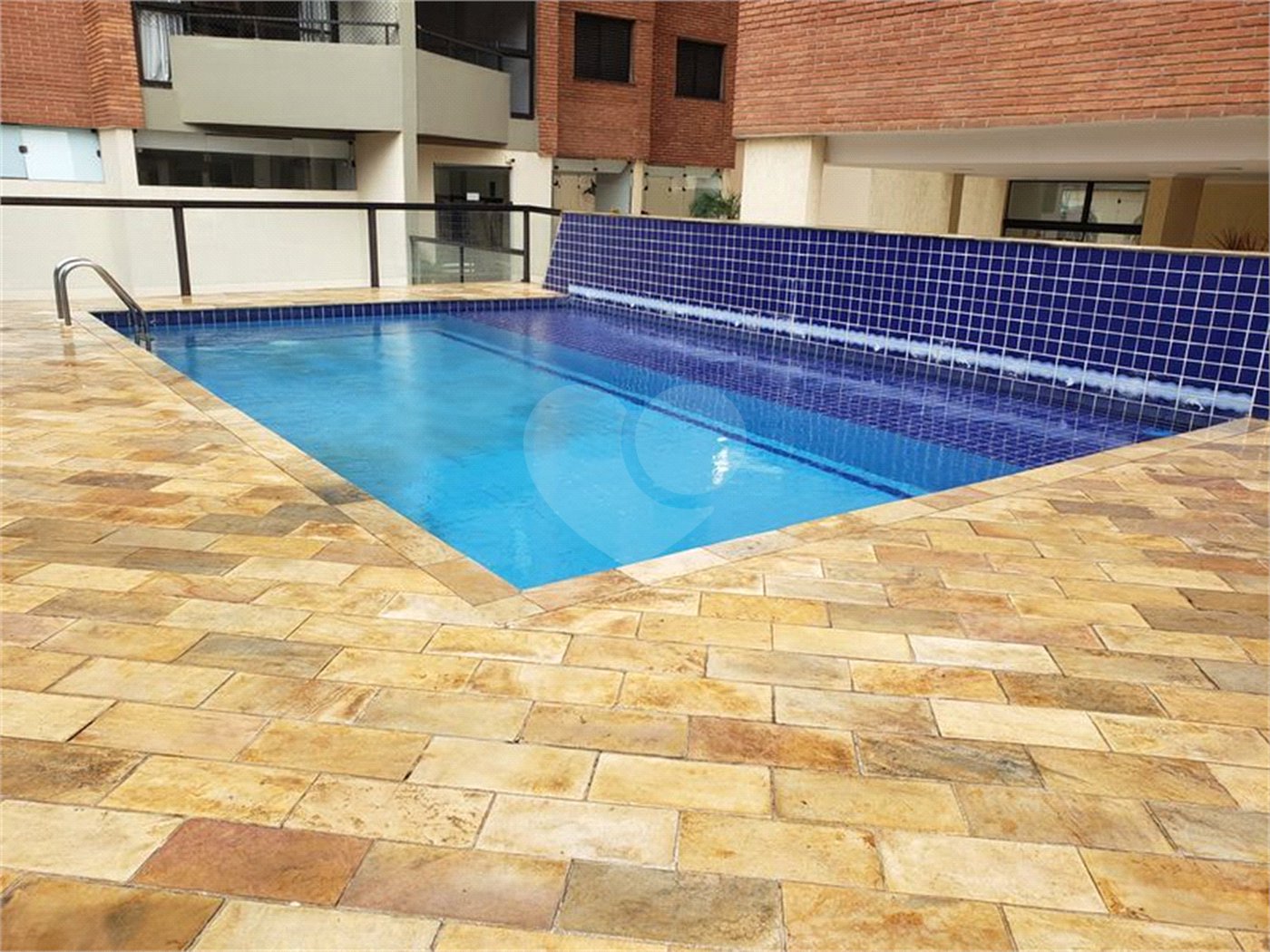 Apartamento à venda com 3 quartos, sendo 1 suíte, em Santo Amaro, São Paulo, SP