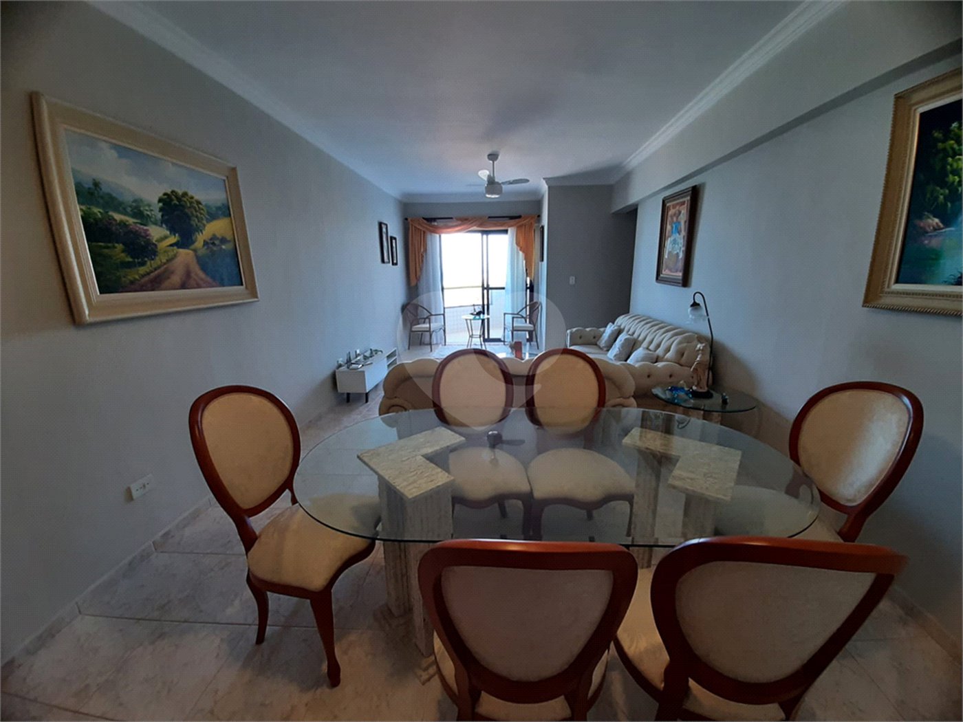 Apartamento à venda com 2 quartos, sendo 1 suíte, em Vera Cruz, Mongaguá, SP