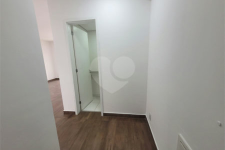 Apartamento à venda com 3 quartos, sendo 1 suíte, em Barra Funda, São Paulo, SP