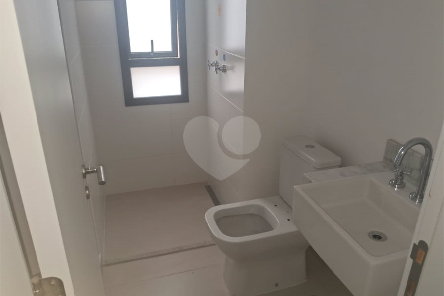 Apartamento à venda com 2 suítes em Alto da Lapa, São Paulo, SP