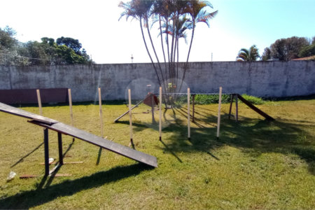 Casa à venda com 2 suítes em Vila Nastri, Itapetininga, SP