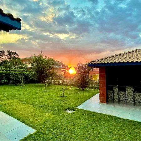 Casa à venda com 4 suítes no condomínio Vale do Lago, Sorocaba - SP
