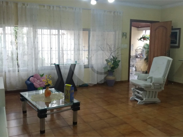 Casa Térrea à venda com 5 quartos, sendo 1 suíte,  em Santana, São Paulo, SP