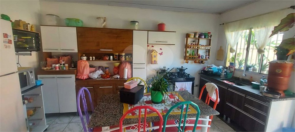 Casa Térrea à venda com 3 quartos em Terra Preta (terra Preta), Mairiporã, SP