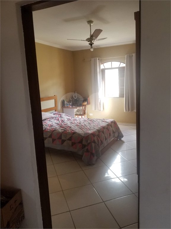 Casa à venda com 3 quartos, sendo 2 suítes, em Jardim Maria Luiza, São Paulo, SP