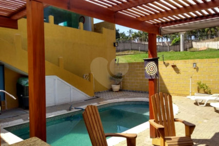 Casa à venda com 2 quartos no condomínio Portal do Bosque, Louveira - SP