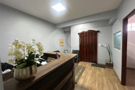Sobrado para alugar com 5 quartos, sendo 1 suíte,  em Chácara Santo Antônio, São Paulo, SP