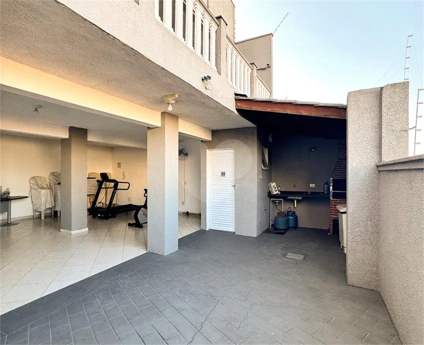 Casa à venda com 3 suítes em Água Fria, São Paulo, SP