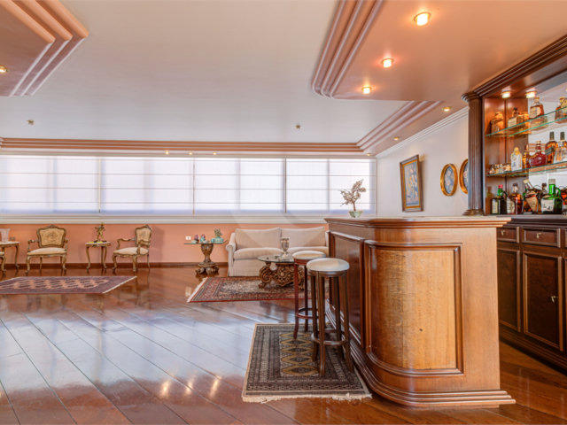 Apartamento à venda com 4 suítes em Moema, São Paulo, SP