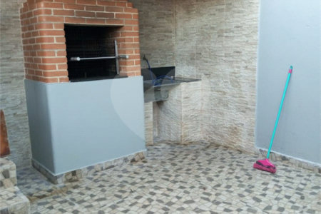 Casa à venda com 3 suítes em Jardim Três Marias, Salto, SP