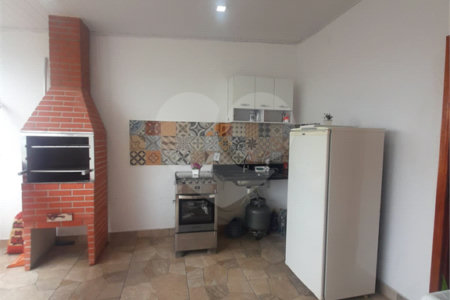 Casa à venda com 3 quartos no condomínio Pedro Voss, São Paulo - SP
