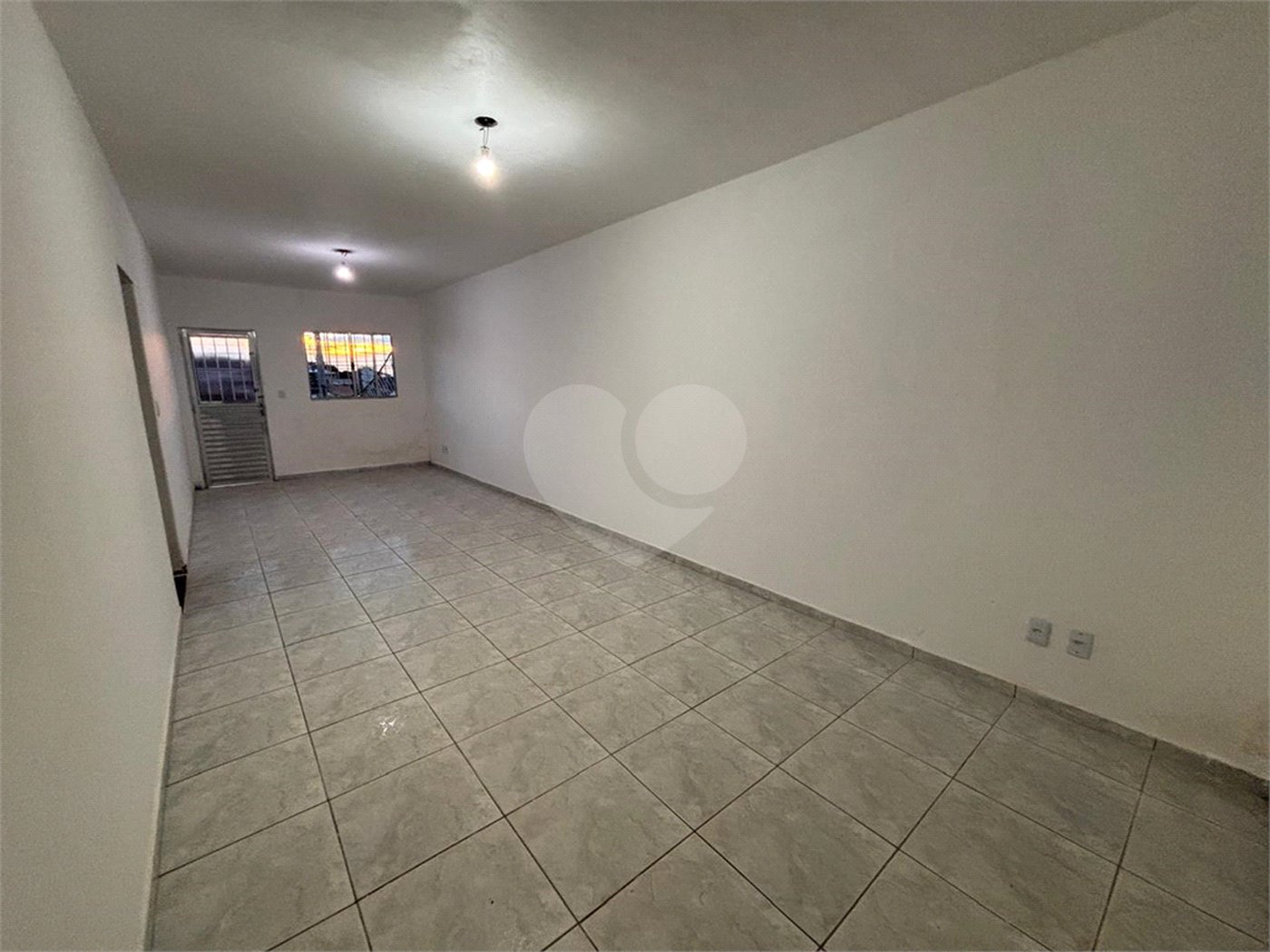 Casa à venda com 2 quartos em Jardim Camila, Mogi das Cruzes, SP