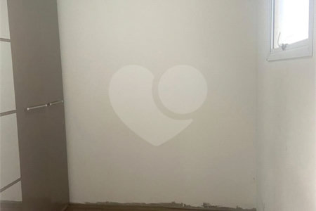 Casa à venda com 3 suítes no condomínio Altos de São Roque, São Roque - SP